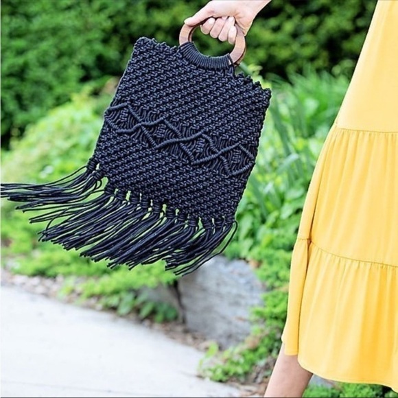 Danielle Nicole Black Woven Macrame Bag - Picture 1 of 12